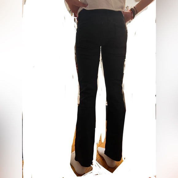Women’s bootcut jeans - Picture 2 of 2
